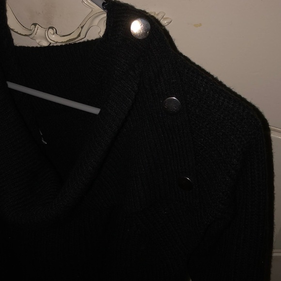 5/$25 🌸 NY&C Soho Jeans Black Knit Sweater - Picture 2 of 4